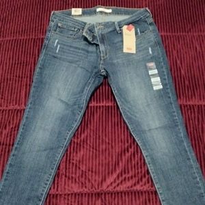 Levi's 711 Jeans